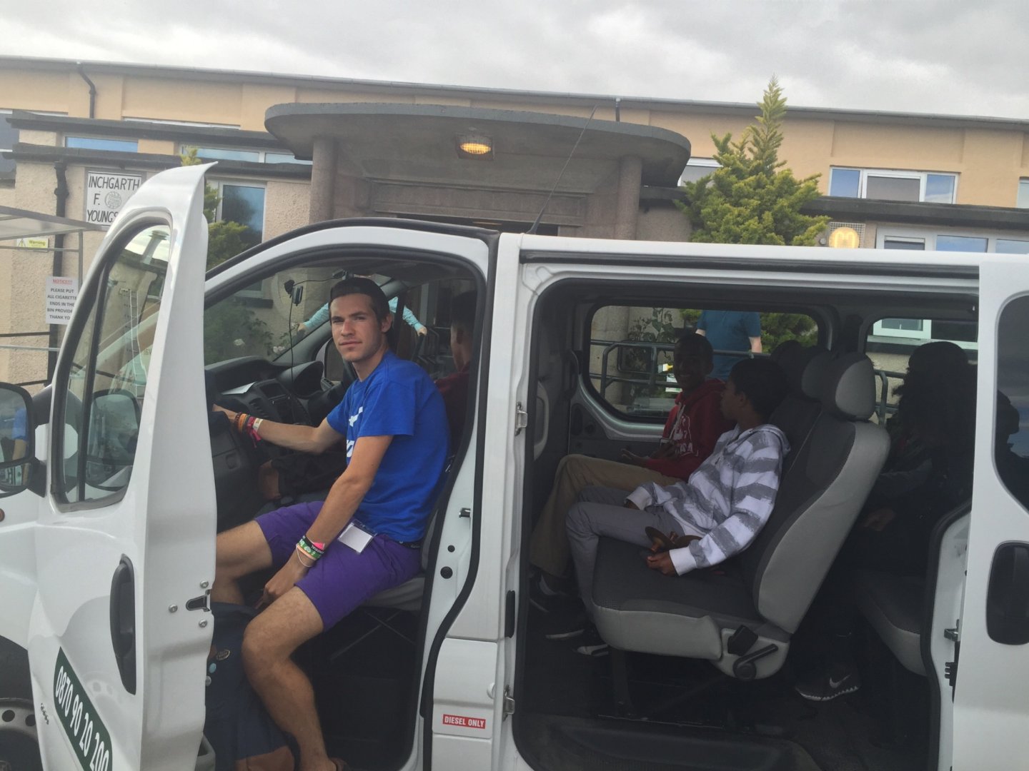 Scotland 2015: First Performance: Moving crew