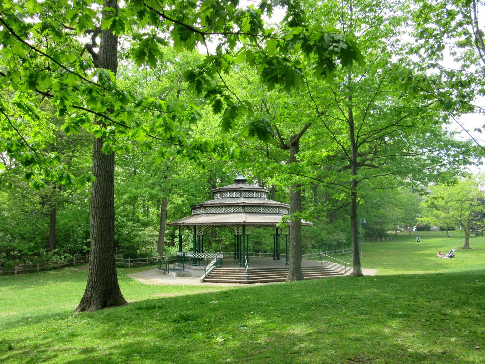 Music in the Park Series – Kew Gardens Park Bandshell in the Beaches: TASSO performance photo